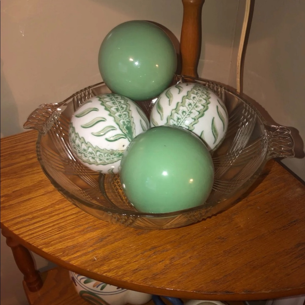 Beautiful crystal glass/ Ceramic balls bowl filler